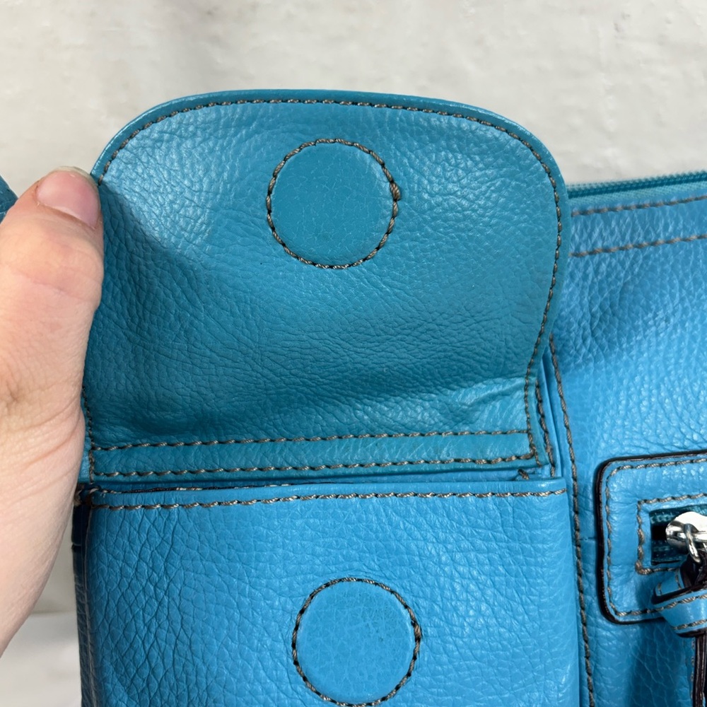 Tignanella Pebble leather turquoise crossbody bag organizer - Picture 3 of 13